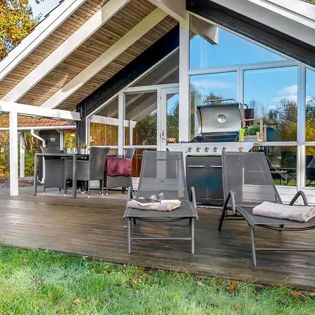 Bole - 10km From The Sea By Interhome Oster Vrogum